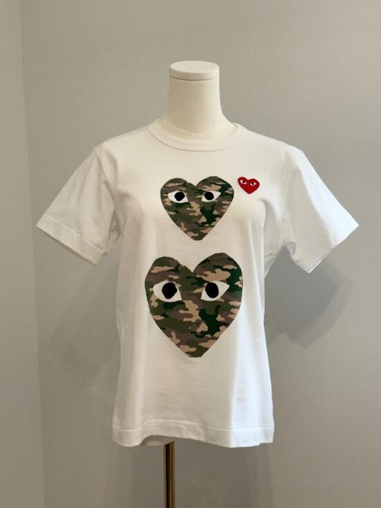 Comme des Garcons PLAY Tops - COMME DES GARÇONS PLAY Double Camo Heart T-Shirt Size L
